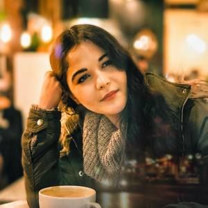 Meet your Posher, Ariel